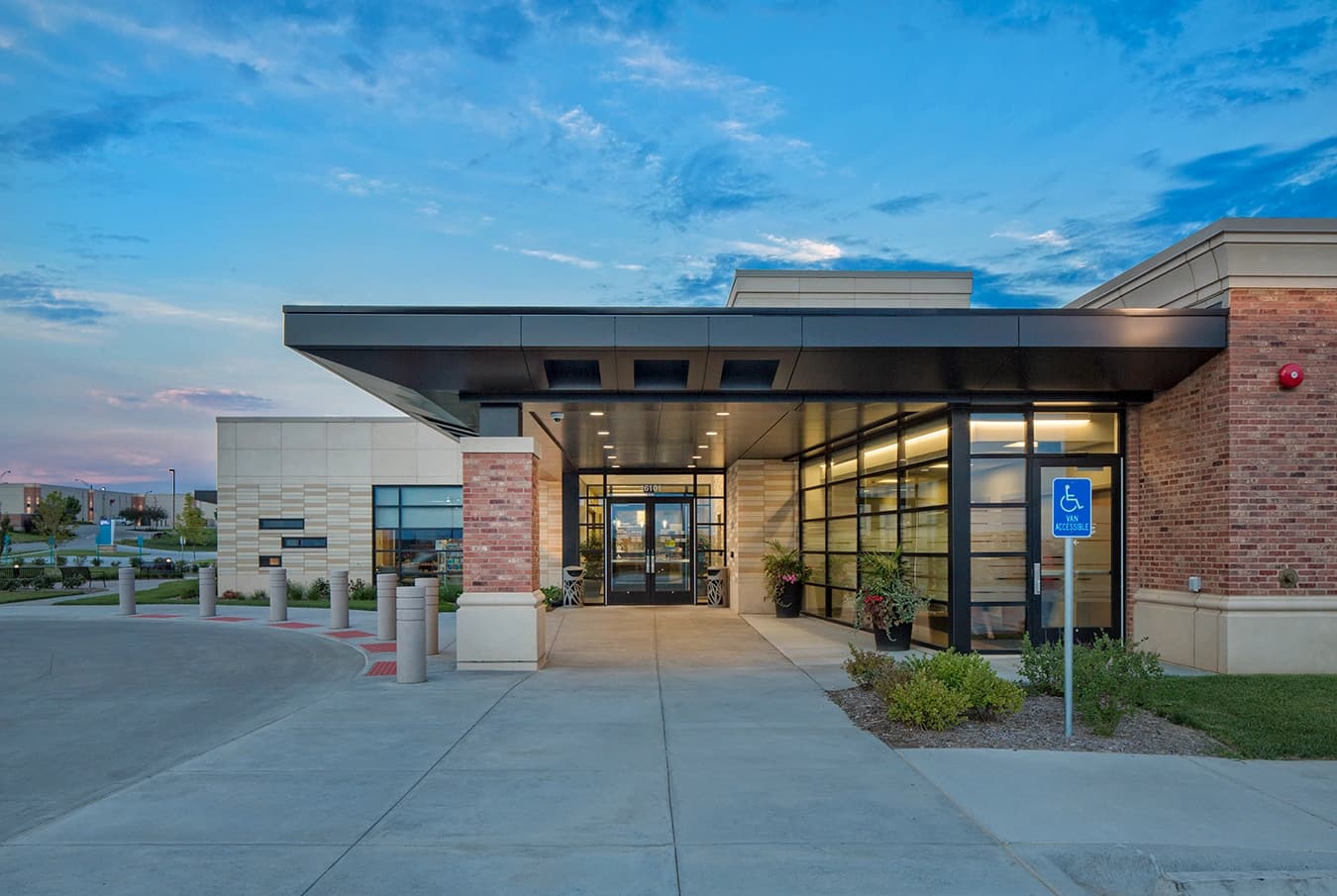 Clinic 161st & W Maple - Image 2