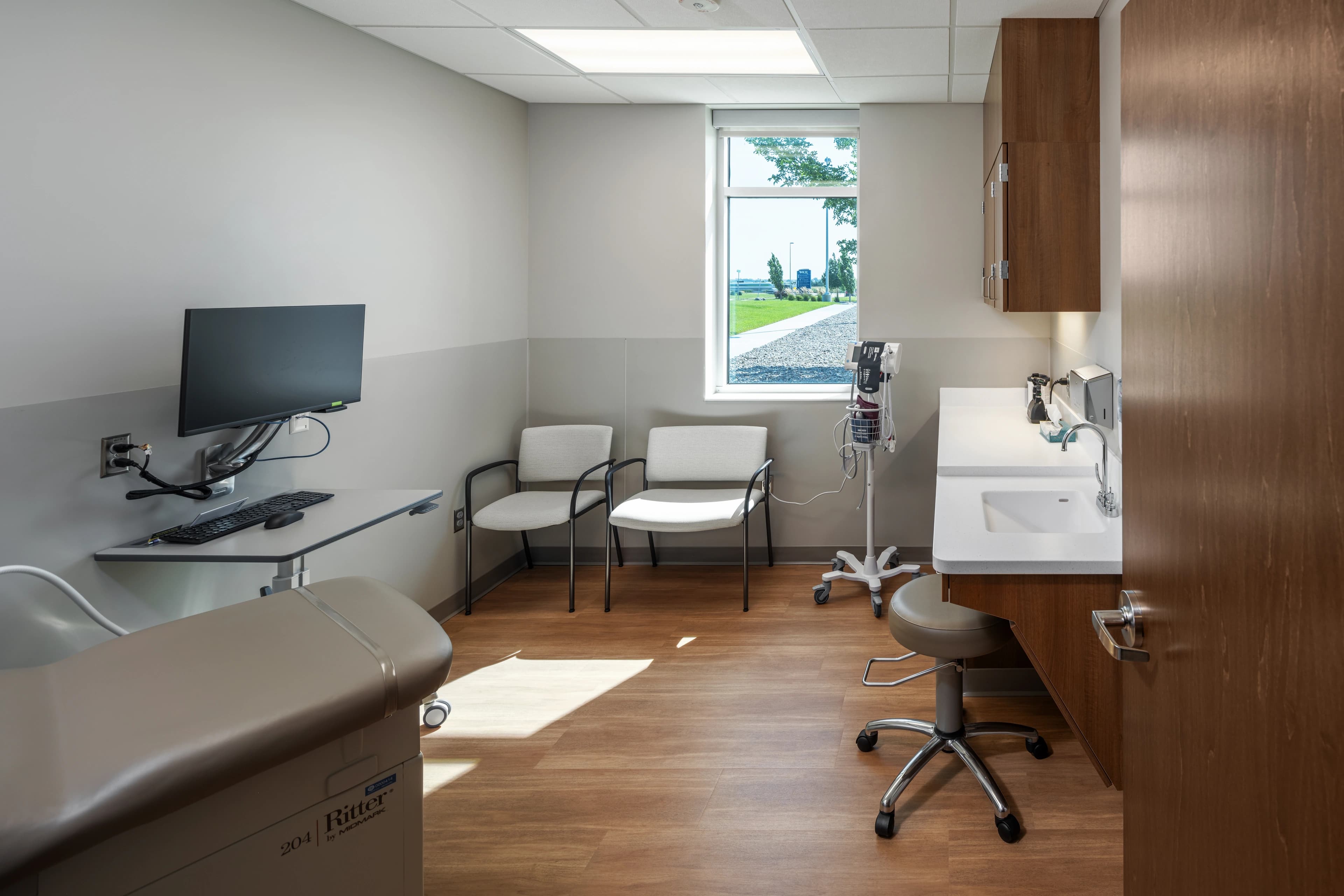 Family Internal Medicine Renovation - Image 10